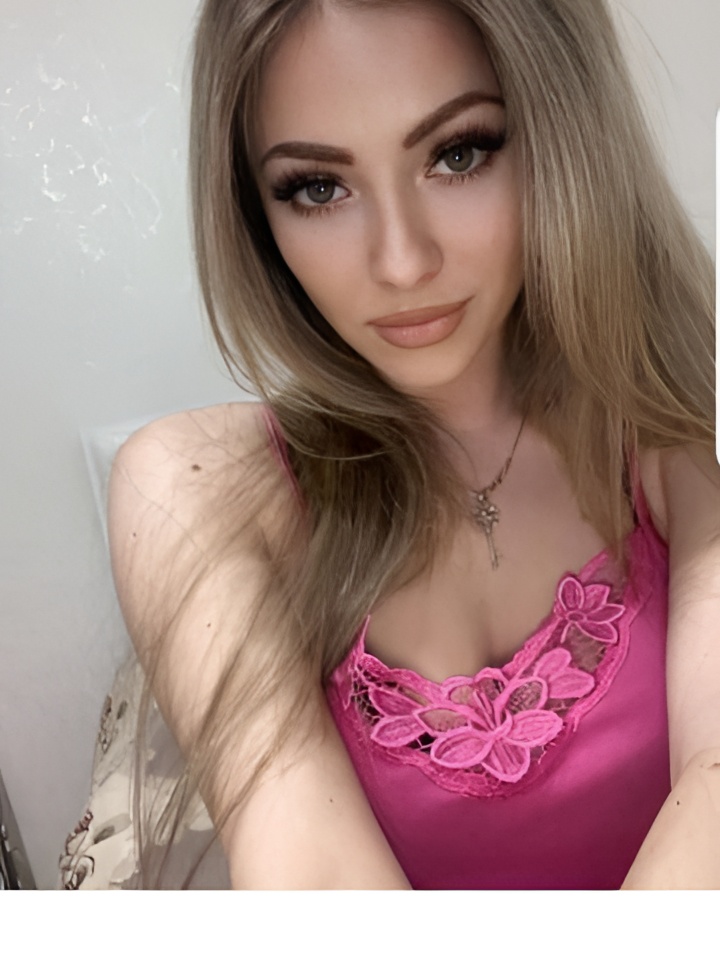 Рената привлекальеная девушка из Перевоз цена от 3000 руб