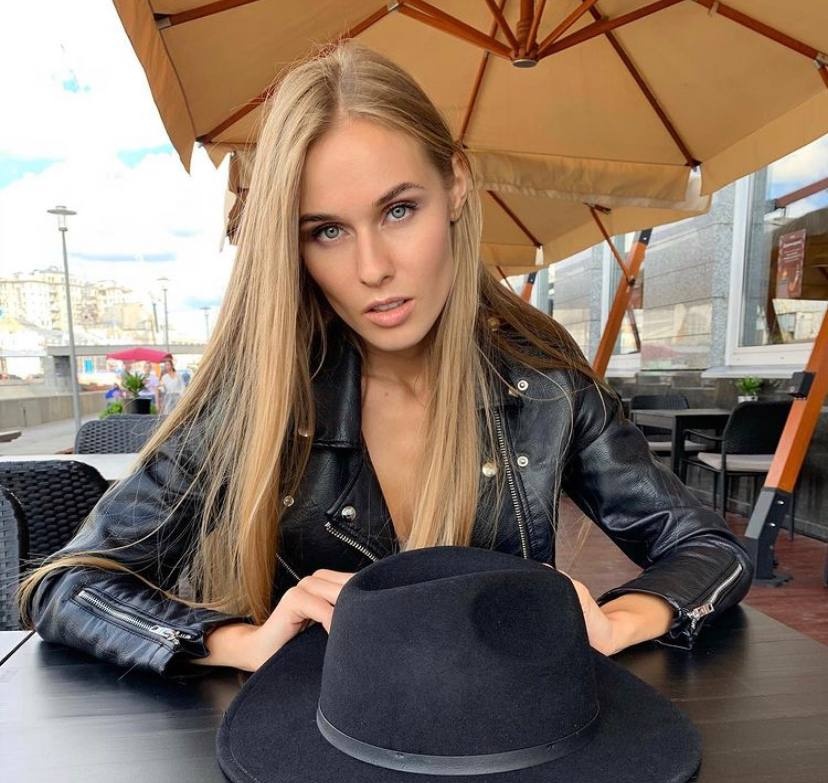 Алиса привлекальеная девушка из Перевоз цена от 3500 руб