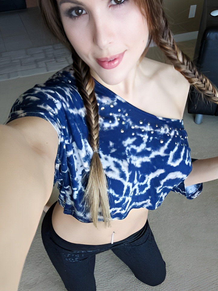 Индивидуалка Нила, доступна для личного знакомства от 2500 руб